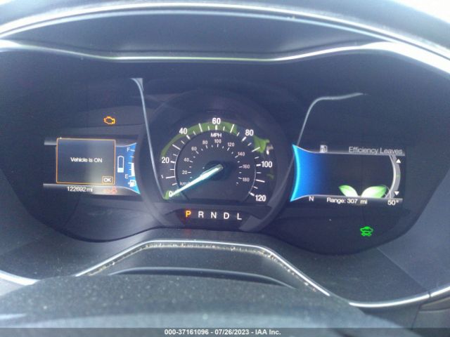 3FA6P0PU1HR275814 Ford Fusion Energi Se