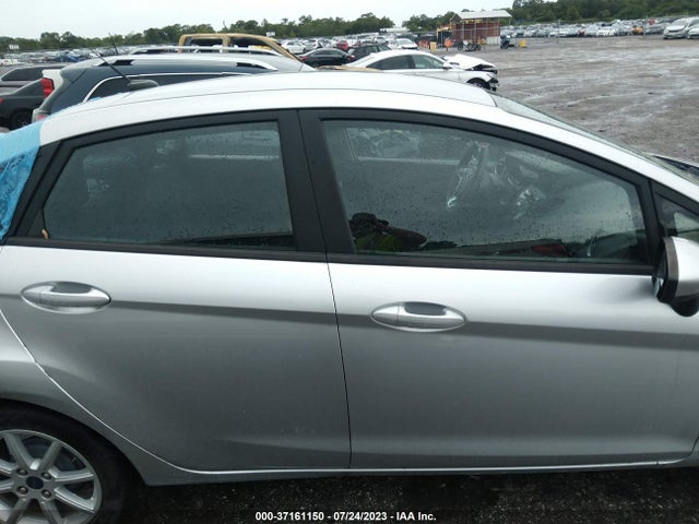 Ford FIESTA SE 2019 3FADP4BJ9KM137440 Image 12