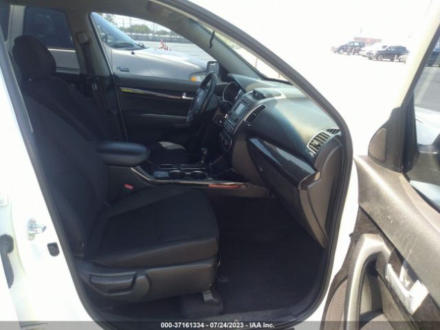 5XYKTCA62EG508069 KIA SORENTO LX