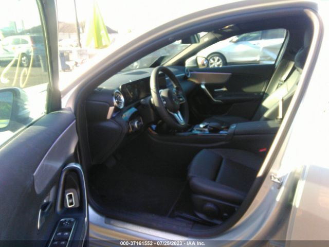 W1K3G4EB8NJ356536 Mercedes-Benz A-class A 220