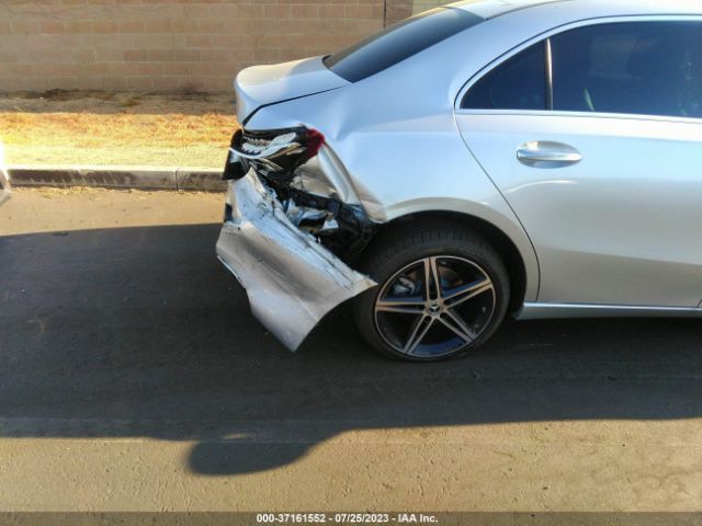 W1K3G4EB8NJ356536 Mercedes-Benz A-class A 220