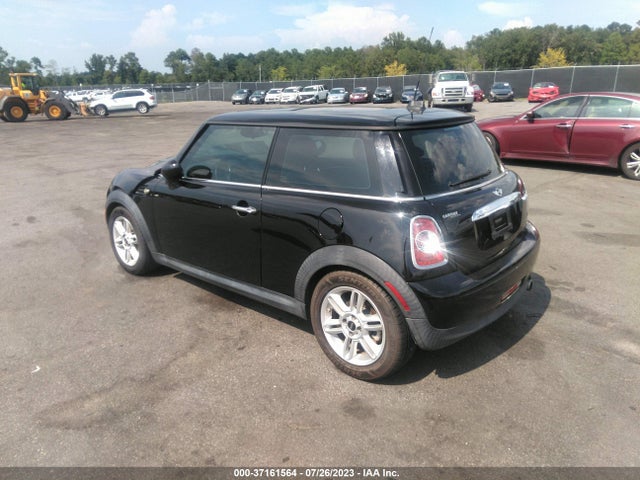 2013 MINI COOPER HARDTOP WMWSU3C55DT371856 Photo 2