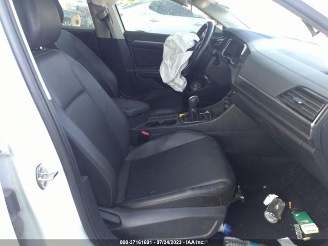 3VWE57BU3KM129542 Volkswagen JETTA SEL