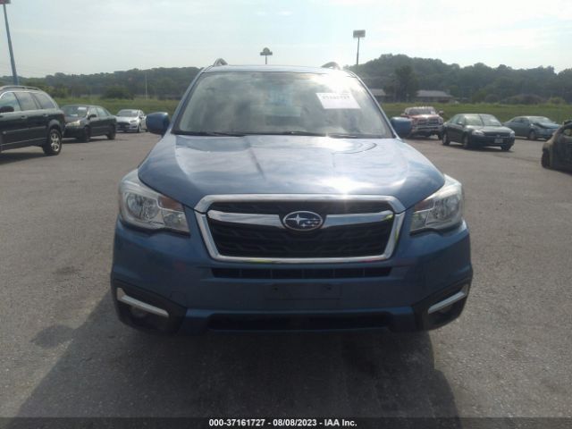 JF2SJAGC7JH554250 Subaru Forester Premium