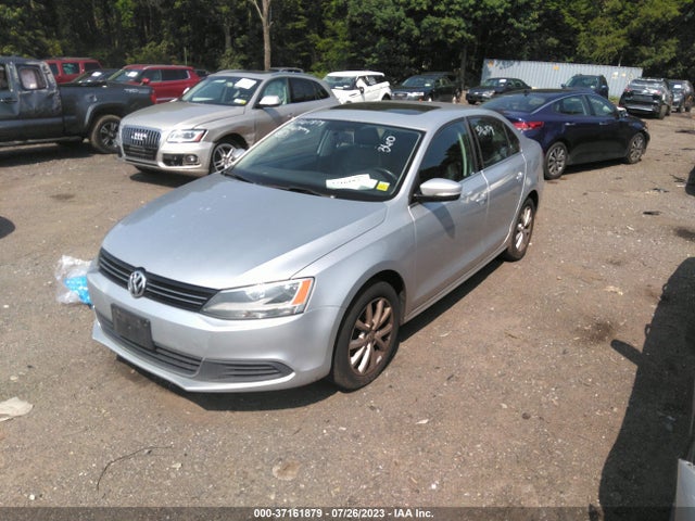 2013 VOLKSWAGEN JETTA SEDAN SE W/CONVENIENCE/SUNROOF VIN: 3VWDP7AJ4DM415187