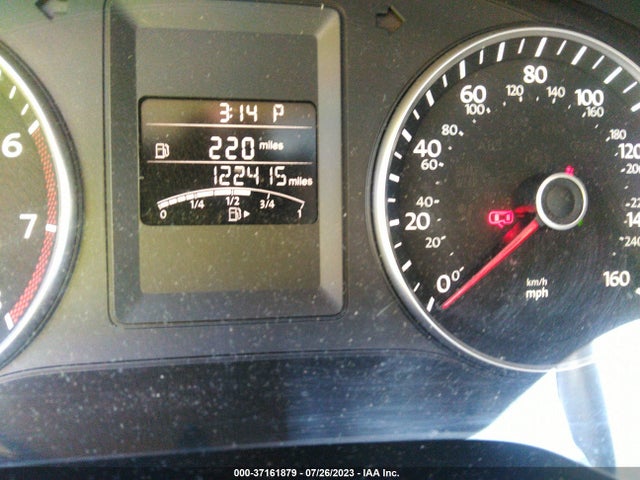2013 VOLKSWAGEN JETTA SEDAN SE W/CONVENIENCE/SUNROOF VIN: 3VWDP7AJ4DM415187