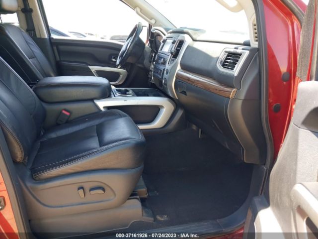 1N6AA1E5XHN538776 Nissan Titan Sl