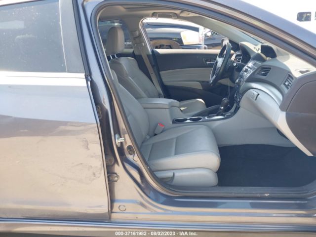 19UDE2F47JA002396 Acura Ilx Special Edition