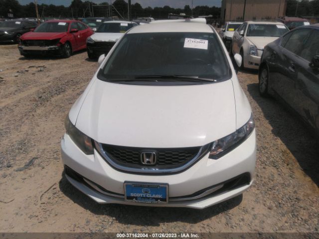 19XFB2F71FE047803 Honda Civic Sedan Se