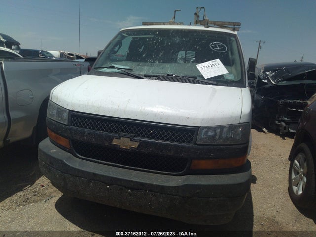 Chevrolet EXPRESS CARGO VAN 2019 1GCWGAFP8K1237090 Image 4