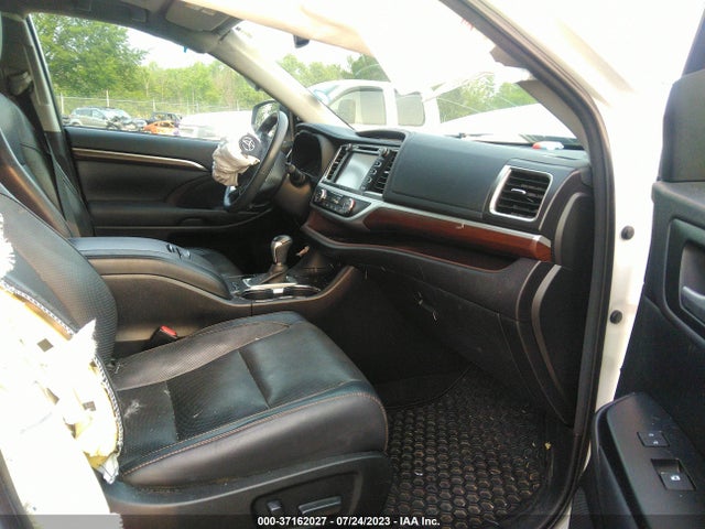 Toyota Highlander Limited 2016 5TDDKRFH2GS287121 Image 10