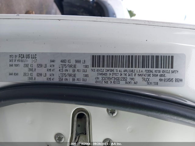 3C6TR5HT3HG612352 RAM 2500 Tradesman
