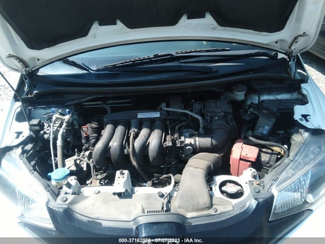 Honda FIT LX 2015 3HGGK5H59FM735363 Image 10