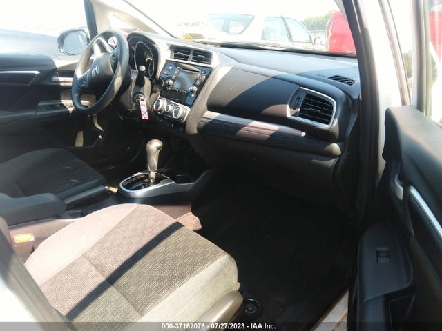 Honda FIT LX 2015 3HGGK5H59FM735363 Image 5