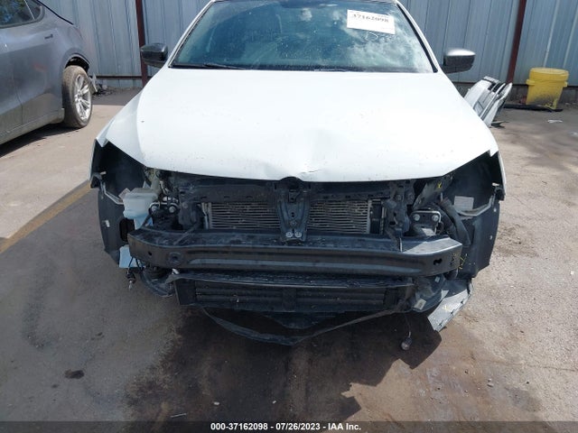 3VWD17AJ0GM219835 Volkswagen Jetta Sedan 1.8t Sport