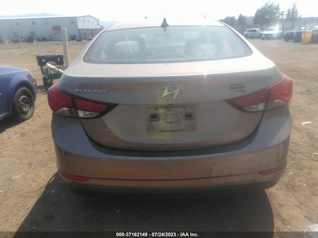 Hyundai ELANTRA SE 2015 5NPDH4AE1FH617124 Image 16