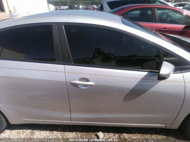3KPFL4A70HE153243 KIA FORTE LX