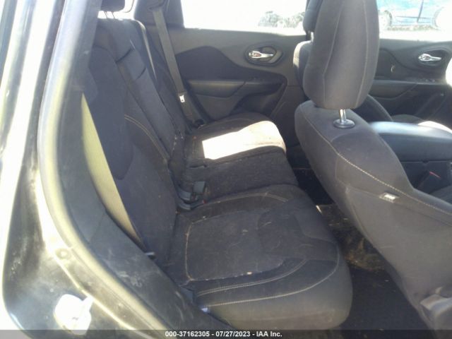 1C4PJMCS4FW778291 Jeep Cherokee Latitude