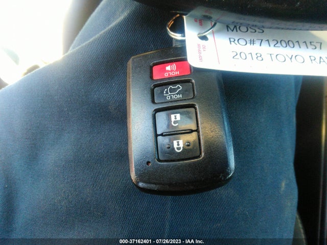 Toyota Rav4 Xle/adventure 2018 JTMWFREV4JJ162002 Image 3