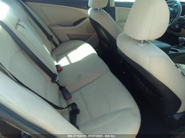 KIA Optima Lx 2015 5XXGM4A77FG422215 Image 8