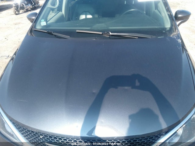 2C4RC1EG8HR727558 Chrysler Pacifica Touring-l Plus