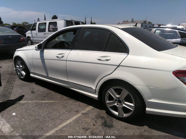 2010 MERCEDES-BENZ C-CLASS C 300 VIN: WDDGF5EB1AR103368