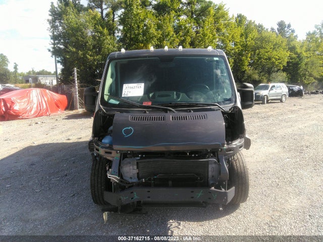 3C6TRVAG0JE148385 RAM Promaster Cargo Van