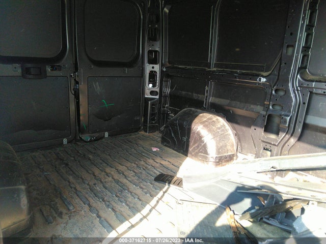 3C6TRVAG0JE148385 RAM Promaster Cargo Van