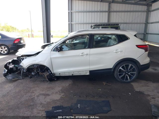 JN1BJ1CR7KW327309 Nissan Rogue Sport Sl
