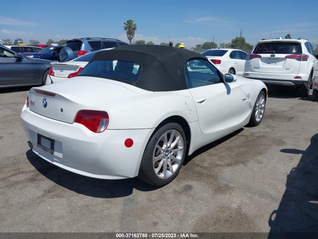 2006 BMW Z4 3.0I VIN: 4USBU33596LW69486