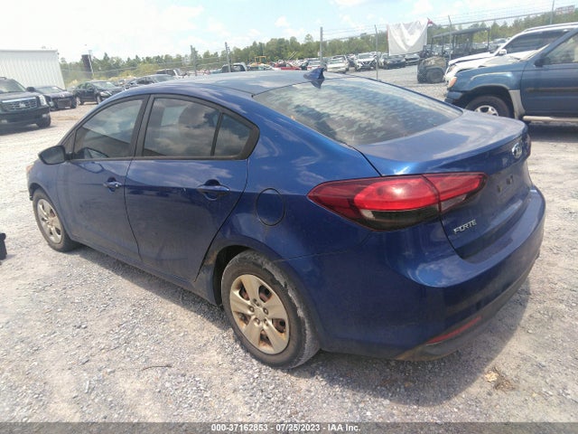 KIA FORTE LX 2017 3KPFK4A70HE116132 Image 3