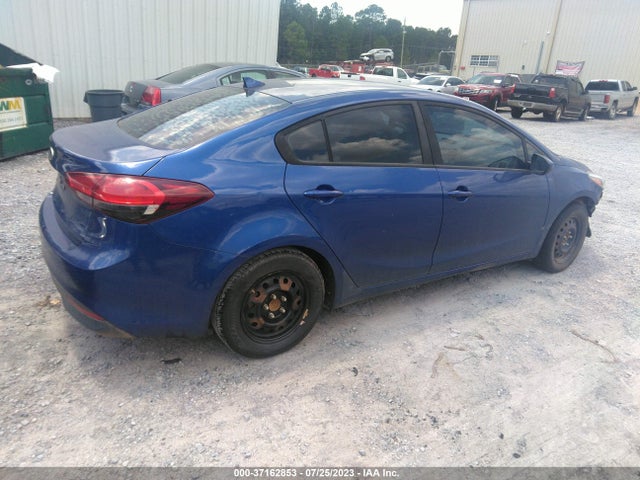 KIA FORTE LX 2017 3KPFK4A70HE116132 Image 4