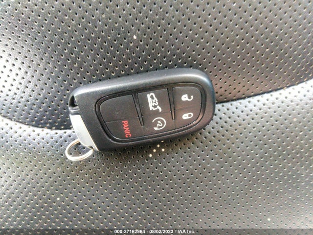 2019 JEEP CHEROKEE LIMITED VIN: 1C4PJMDX6KD309719