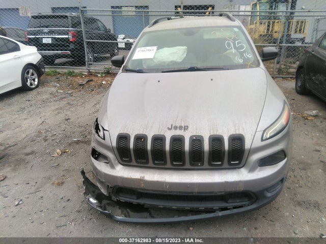 1C4PJLAB6GW178175 Jeep Cherokee Sport