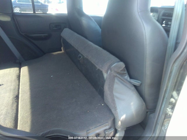 Aukcja sprzedaży 2001 Jeep Cherokee Sport, vin: 1J4FF48S41L547224, numer aukcji: 37163112