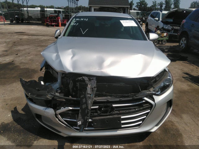 2018 HYUNDAI ELANTRA SEL VIN: 5NPD84LF6JH224234