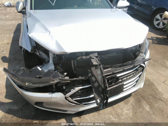 2018 HYUNDAI ELANTRA SEL VIN: 5NPD84LF6JH224234