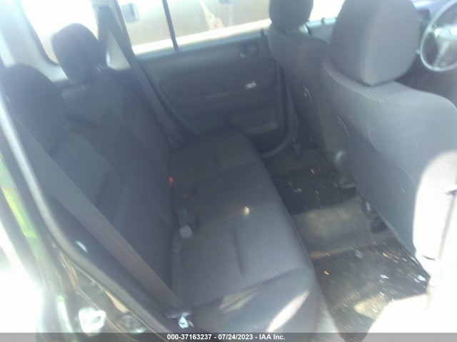 2005 SCION XB VIN: JTLKT324450192259