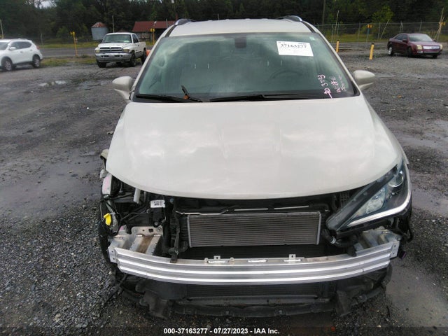2020 Chrysler Pacifica Hybrid, VIN: 2C4RC1L75LR258781