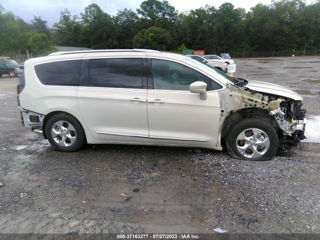 2020 Chrysler Pacifica Hybrid, VIN: 2C4RC1L75LR258781