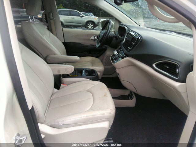 2020 Chrysler Pacifica Hybrid, VIN: 2C4RC1L75LR258781