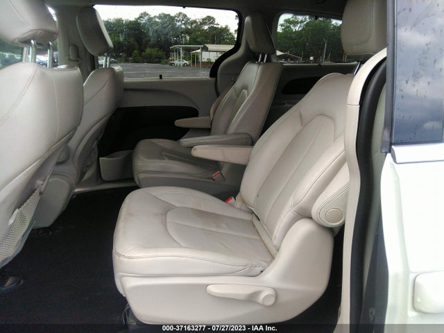 2020 Chrysler Pacifica Hybrid, VIN: 2C4RC1L75LR258781