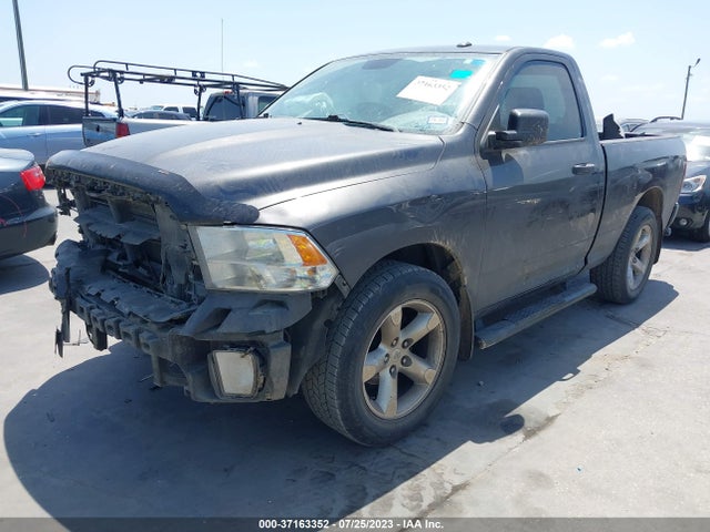 RAM 1500 Express 2016 3C6JR6AG3GG331175 Image 2
