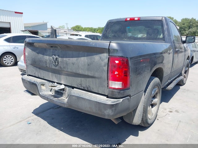 RAM 1500 Express 2016 3C6JR6AG3GG331175 Image 4