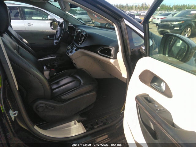 2C4RC1BG3HR816023 Chrysler Pacifica Touring-l
