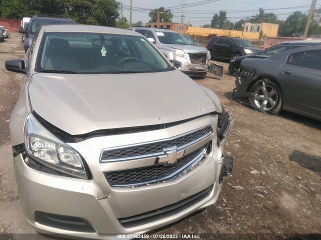2013 CHEVROLET MALIBU LS VIN: 1G11B5SA4DF274590