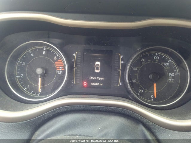 1C4PJLAB8HW623467 Jeep Cherokee Sport