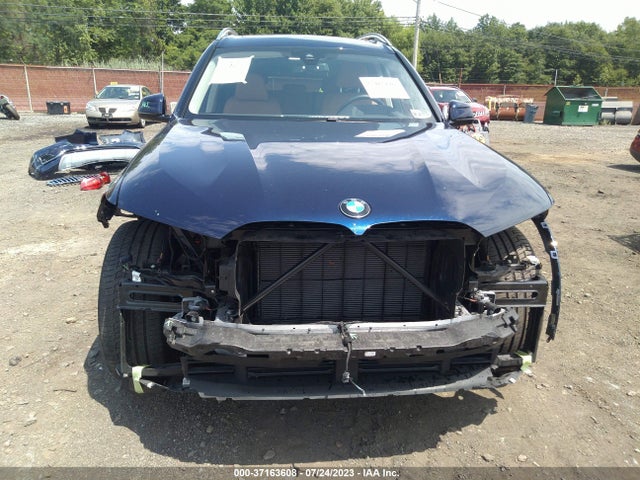 5UXCW2C02N9J93904 BMW X7 Xdrive40i