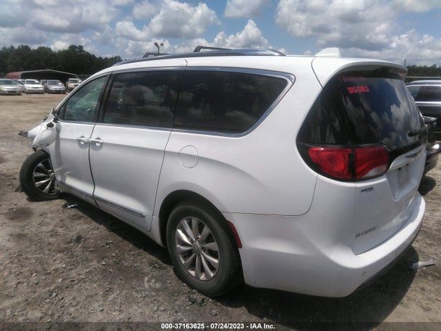 2C4RC1BG9KR582994 Chrysler Pacifica Touring L