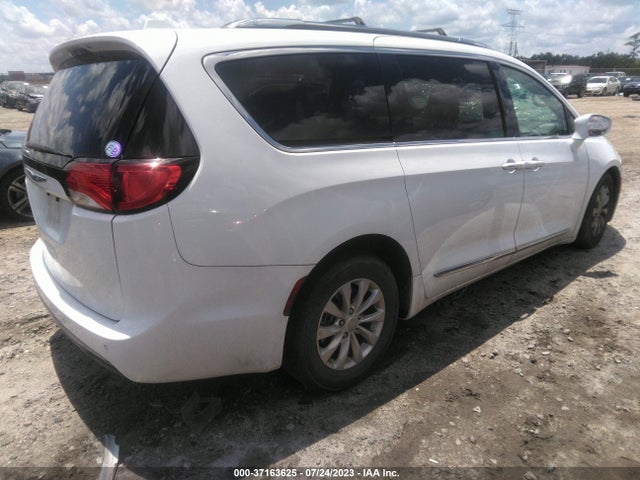2C4RC1BG9KR582994 Chrysler Pacifica Touring L